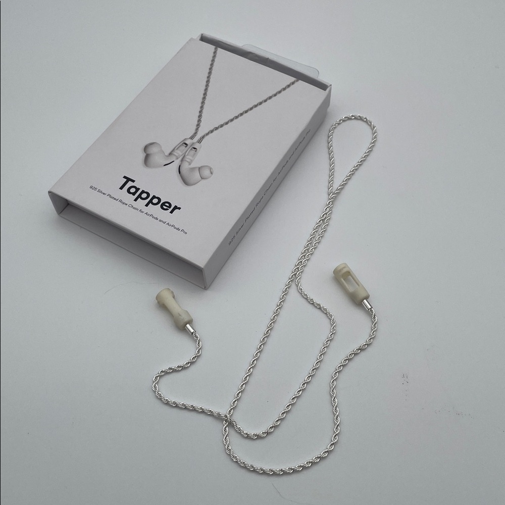 Tapper Silver Plated Rope Chain for AirPods - Picture 3 of 5